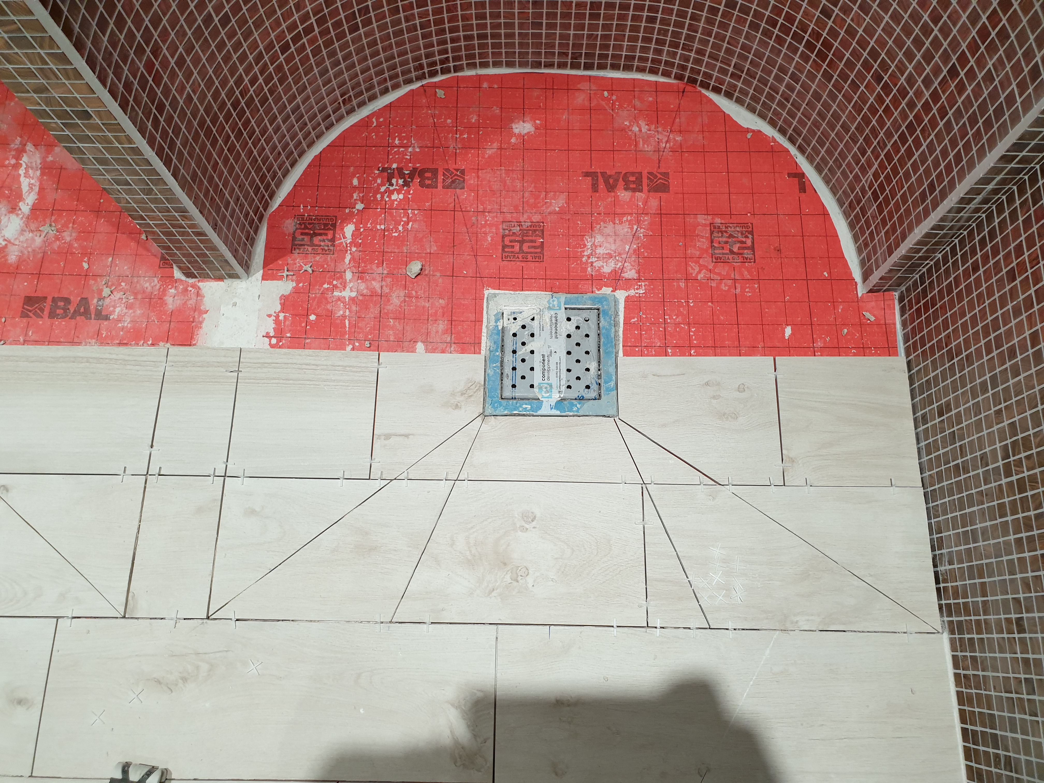 Centre's SPA - Shower tiling